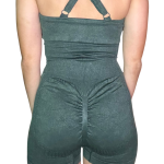 Enterizo deportivo corto tiras